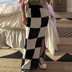 Stylish Black and White Checkered Skirt